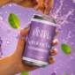 Lata de Kombucha Original Tierra Florida sabor mix blend de té e hibiscus, una bebida viva rica en antioxidantes.